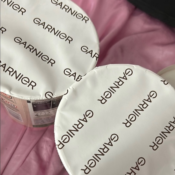 Garnier Good Permanent Hair Color - Cream (both) - Picture 3 of 3